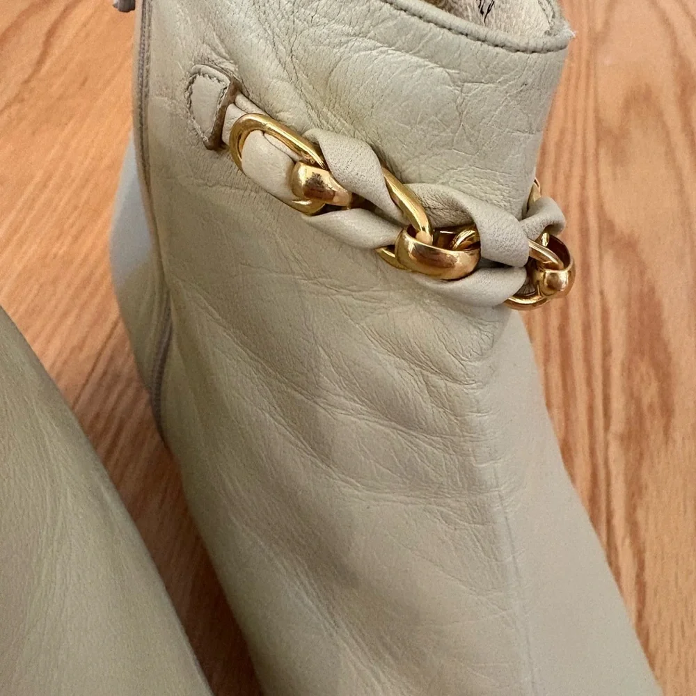 Vintage Bally Soft Leather Cream Ankle Boots GUC Sz 9 - Picture 6 of 11